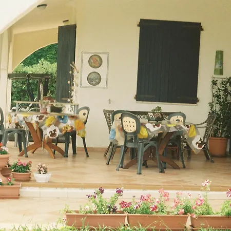 Bed and Breakfast Adelina Porto Columbu - Perd'E Sali