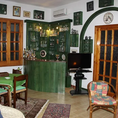 Bed and Breakfast Adelina Porto Columbu - Perd'E Sali