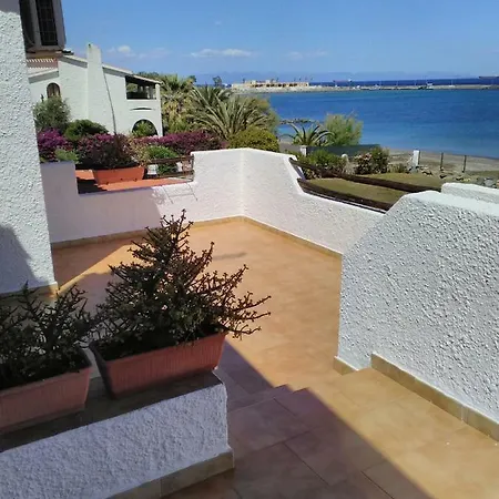 Adelina 住宿加早餐酒店 Porto Columbu - Perd'E Sali