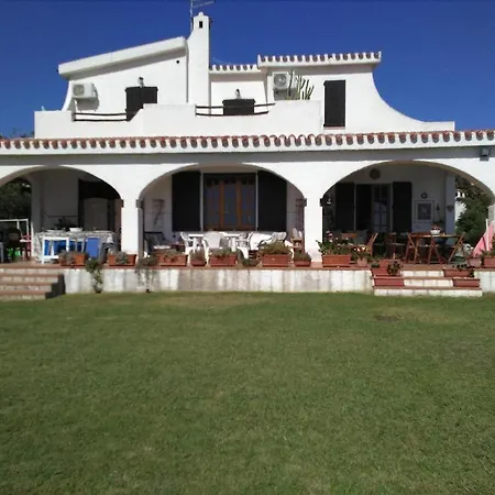 Adelina Bed & Breakfast Porto Columbu - Perd'E Sali