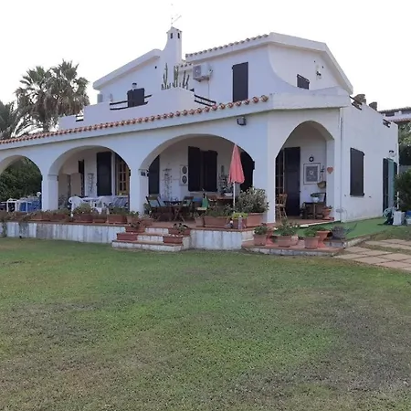 Adelina Bed & Breakfast *