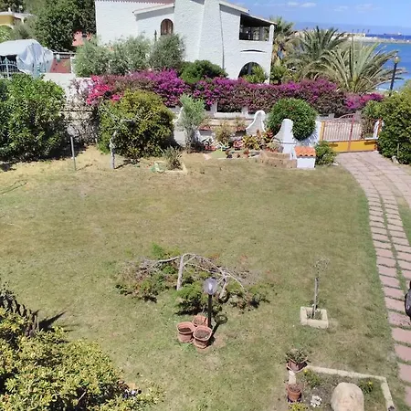 Adelina فندق مبيت وإفطار Porto Columbu - Perd'E Sali